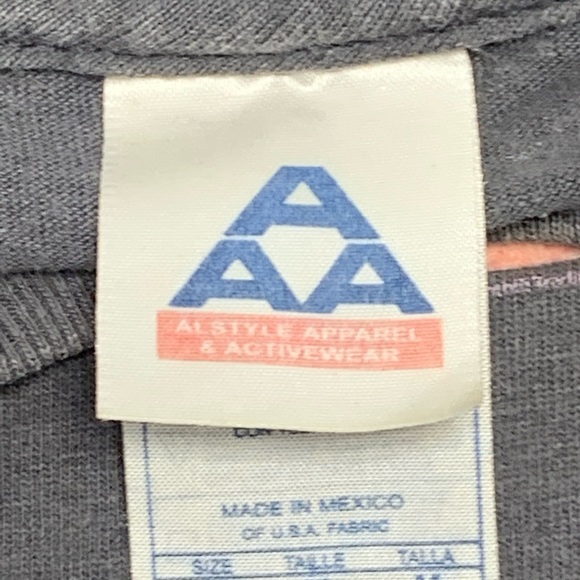 🛑SOLD🛑AAA Men’s Pink Floyd Black Tee Raised - Picture 3 of 6